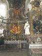 Im Mittelpunkt des unteren Altars das Gnadenbild der Gottesmutter mit dem Jesuskind